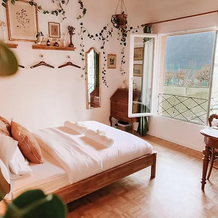 Apartment La Belle Vue - Lakeview, Pool, Free Parking *