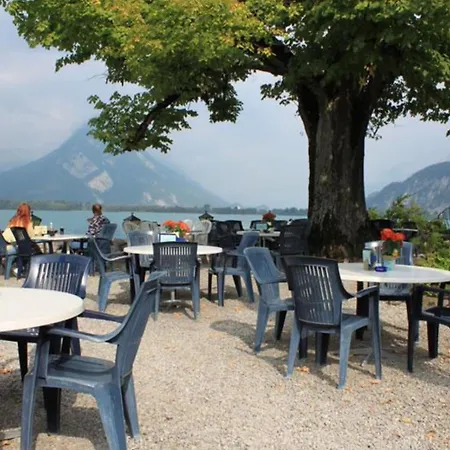 La Belle Vue - Lakeview, Pool, Free Parking Darligen